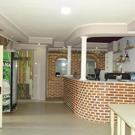Hotel Arsenal 3* Ksamil
